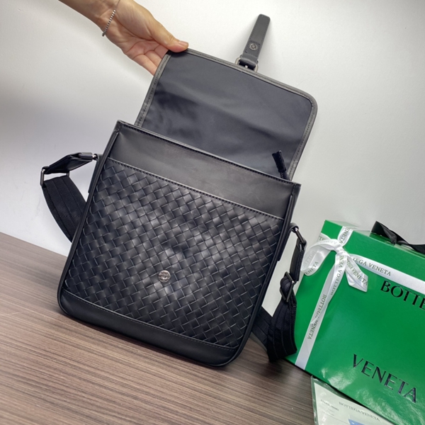 ボッテガヴェネタバッグ角部分ディテール